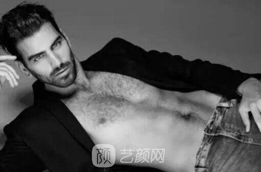 如果女生的唇毛變黑變成小胡子，來試試激光脫毛吧!