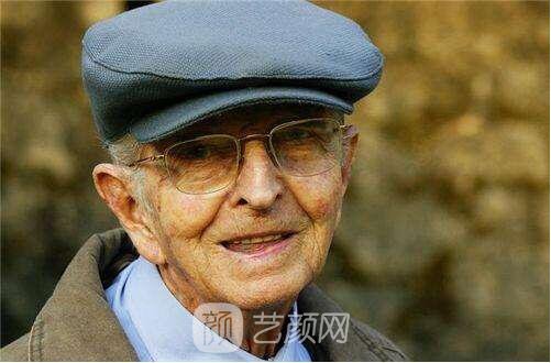 什么因素年輕人也長(zhǎng)老年斑