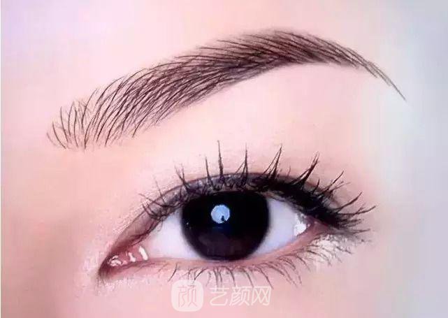 種植眉毛，誰(shuí)說(shuō)男的不能做啊。。。