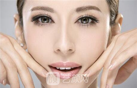 新疆隆鼻手術(shù)價格貴嗎?過程如何?