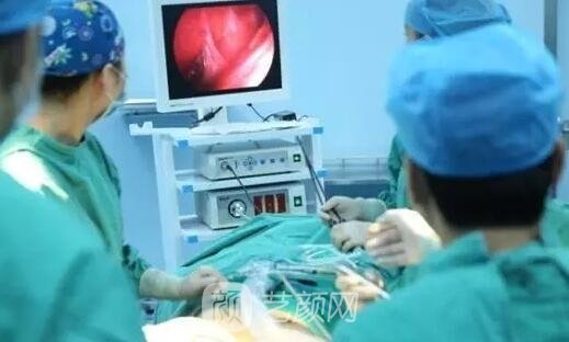 什么是內(nèi)窺鏡隆胸?