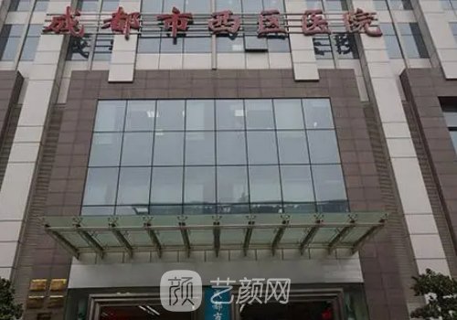 成都肋軟骨隆鼻哪位醫(yī)生