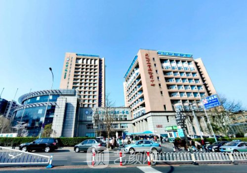 大連醫(yī)大一院隆鼻多少錢