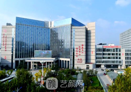 長(zhǎng)治人民醫(yī)院割雙眼皮多